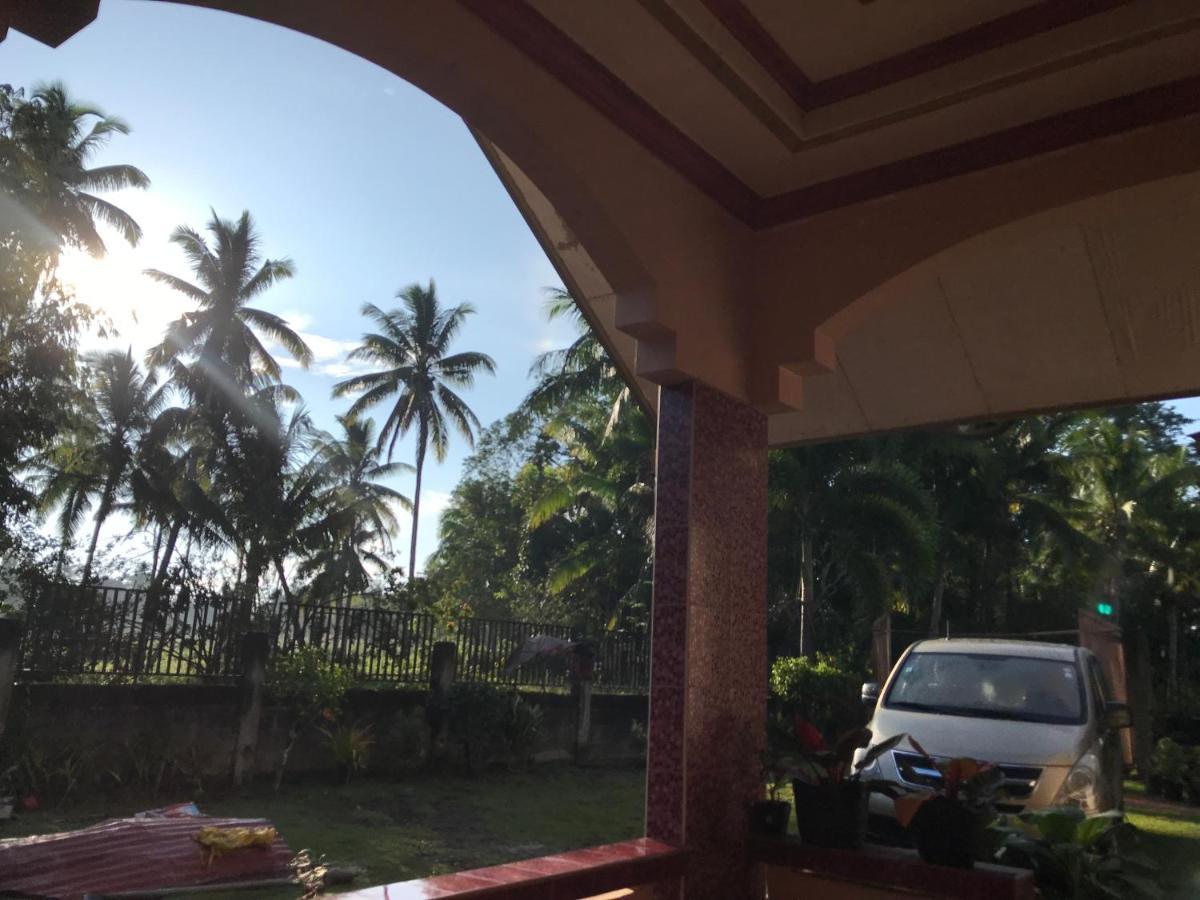 Khloe Serenity Guest House Batuan Esterno foto