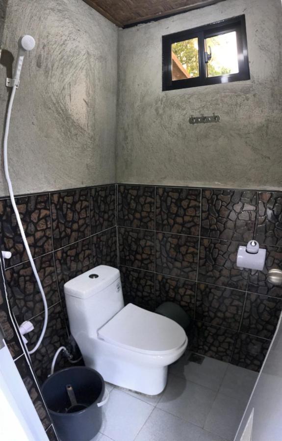 Khloe Serenity Guest House Batuan Esterno foto